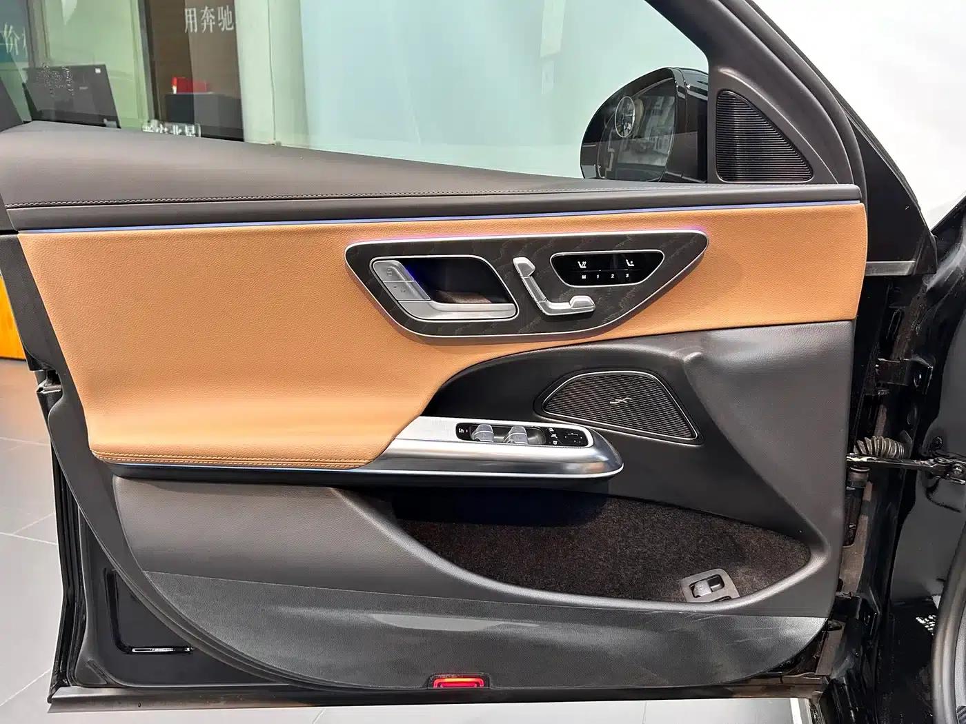 Mercedes-Benz E-Class PHEV 2024 E 350 e L Plug-in Hybrid Sedan — миниатюра 14