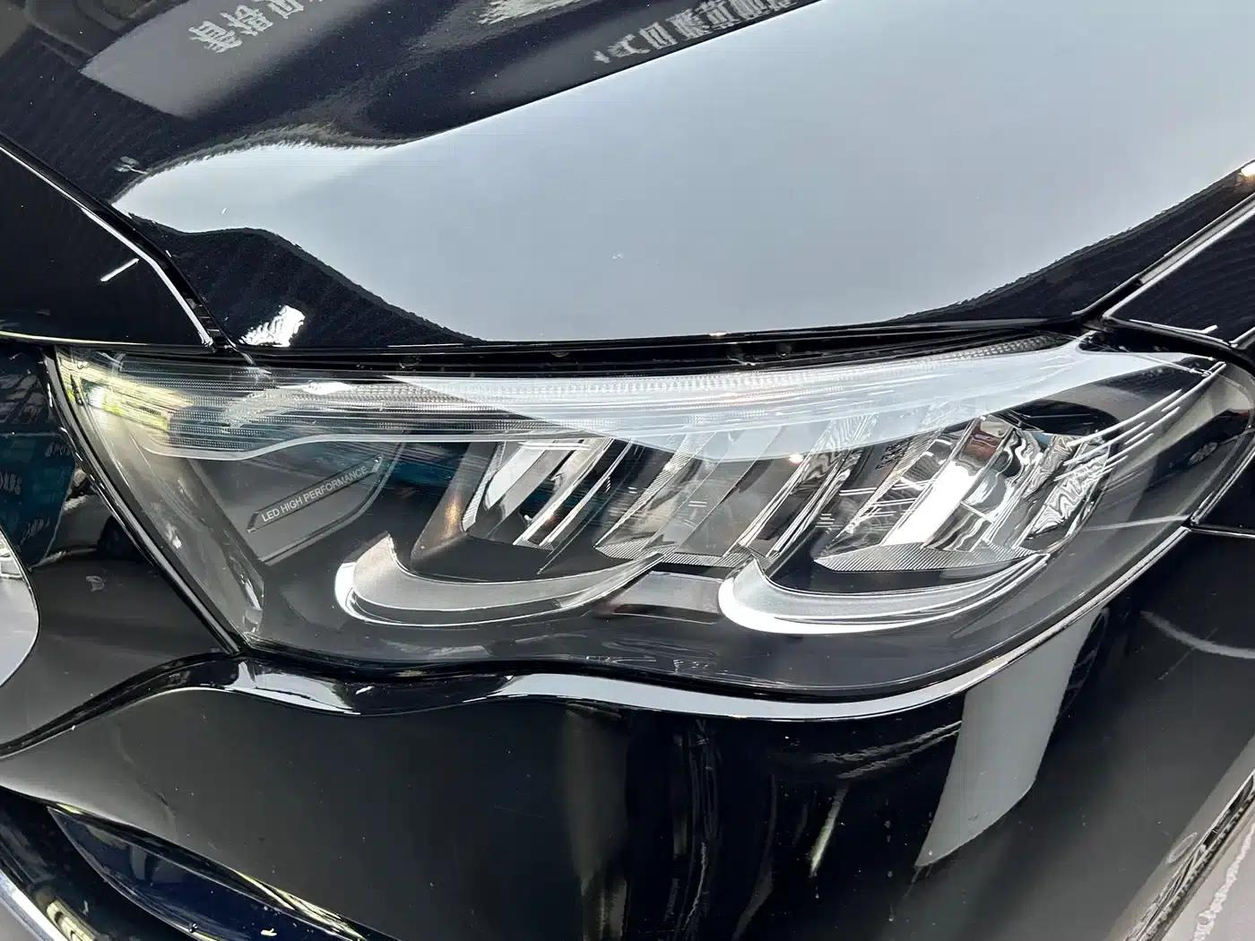 Mercedes-Benz E-Class PHEV 2024 E 350 e L Plug-in Hybrid Sedan — миниатюра 18