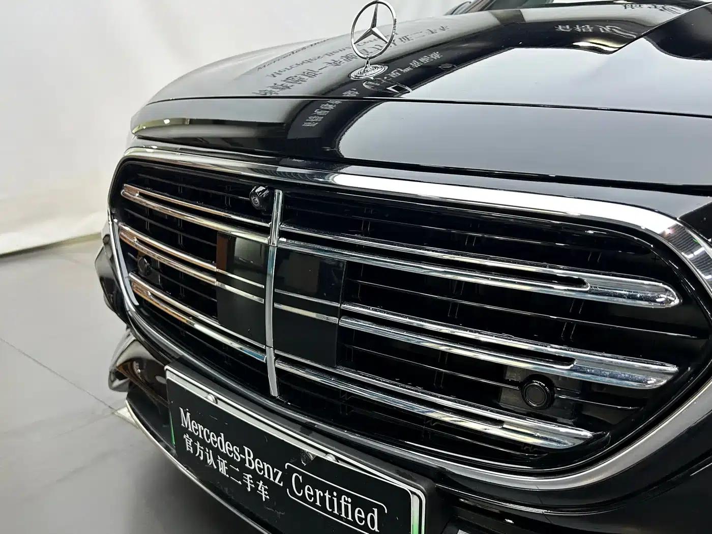 Mercedes-Benz E-Class PHEV 2024 E 350 e L Plug-in Hybrid Sedan — миниатюра 19