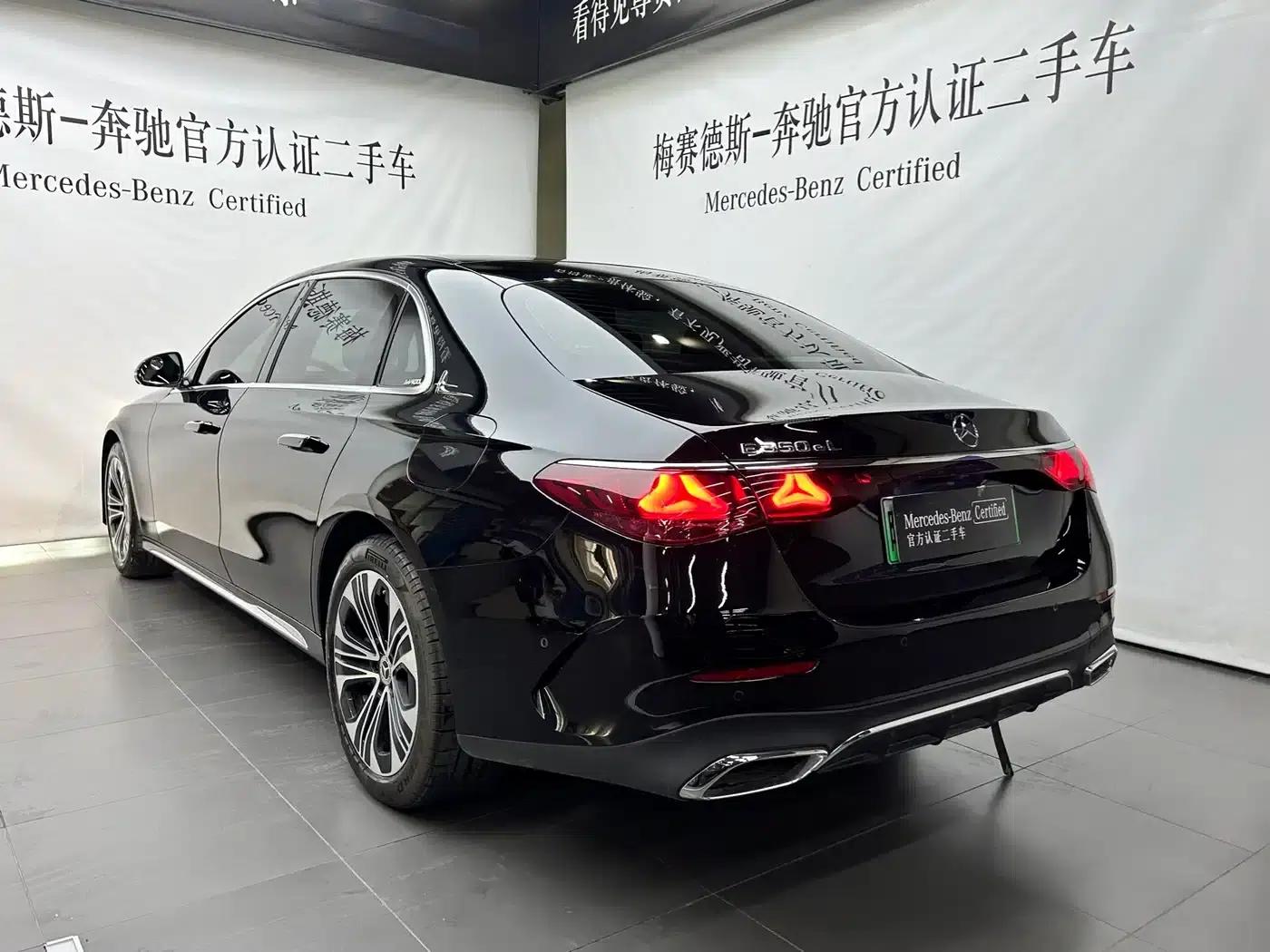 Mercedes-Benz E-Class PHEV 2024 E 350 e L Plug-in Hybrid Sedan — миниатюра 5