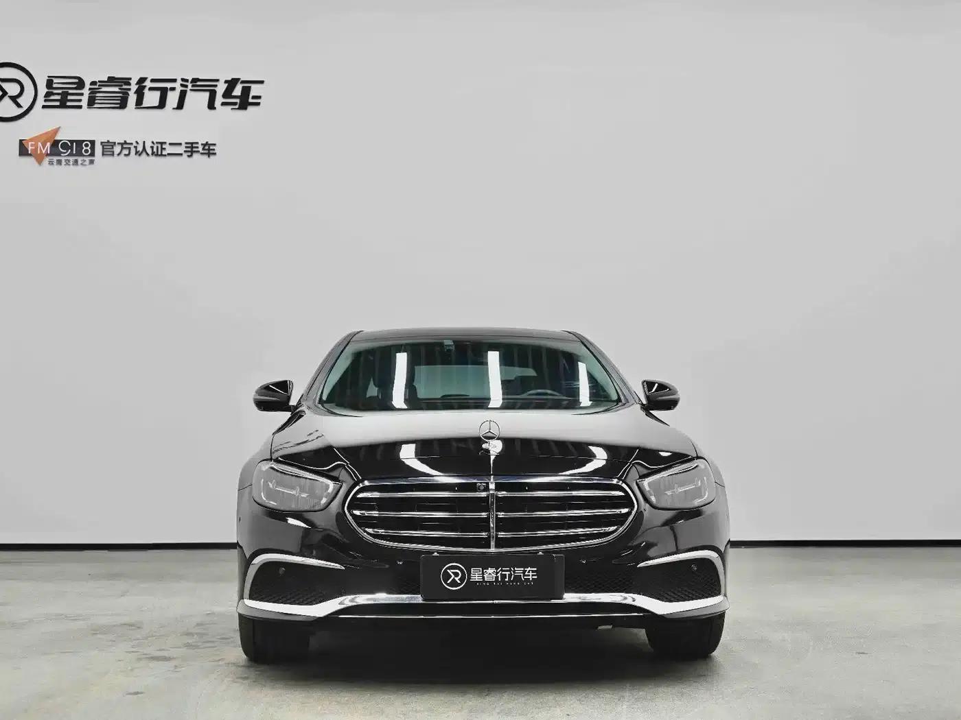Mercedes-Benz E-Class PHEV 2022 E 350 e L Plug-in Hybrid Sedan — миниатюра 16