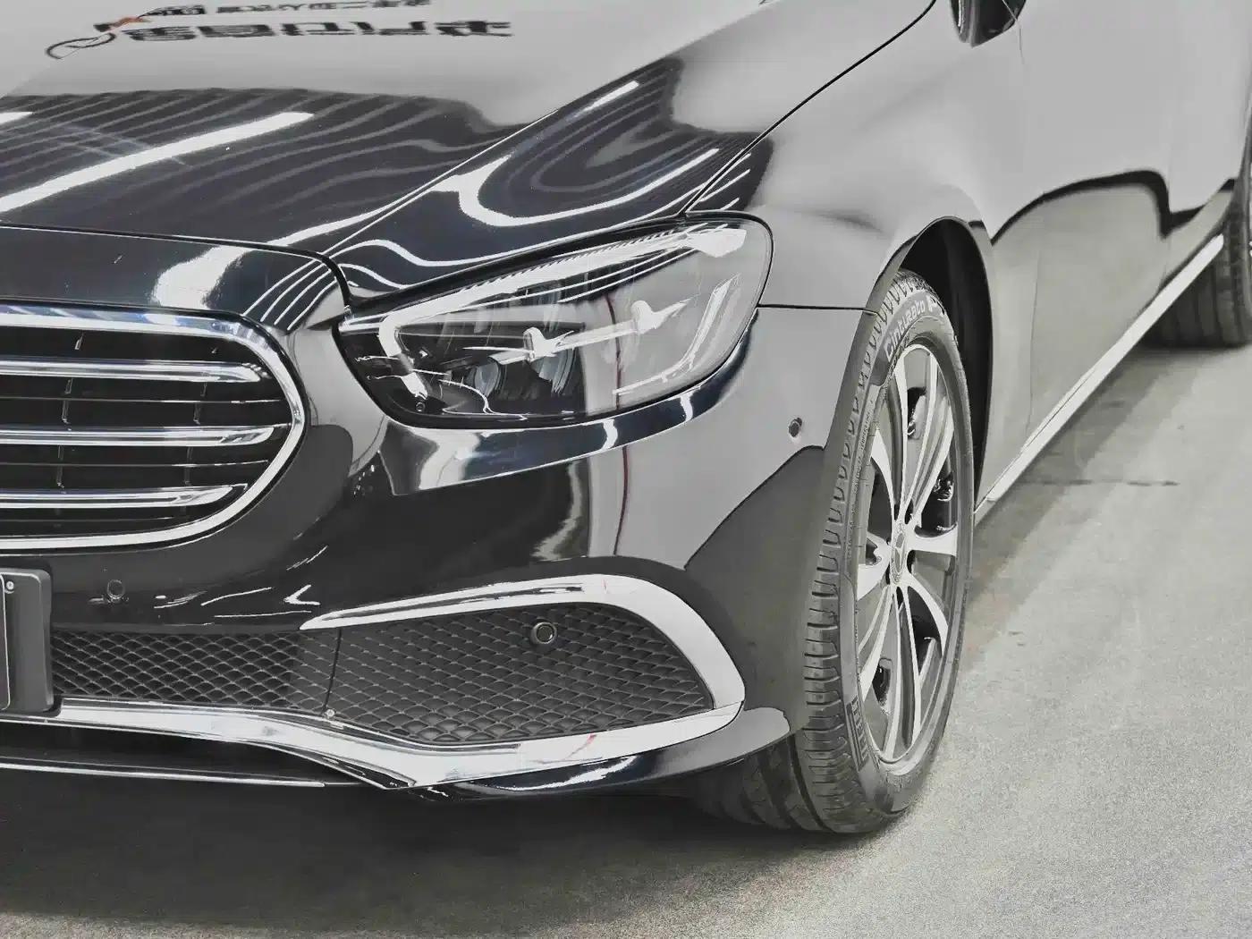 Mercedes-Benz E-Class PHEV 2022 E 350 e L Plug-in Hybrid Sedan — миниатюра 19