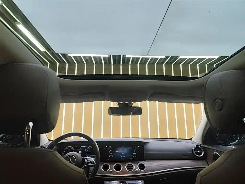 Mercedes-Benz E-Class PHEV 2022 Facelift E 350 e L Plug-in Hybrid Sedan — миниатюра 18
