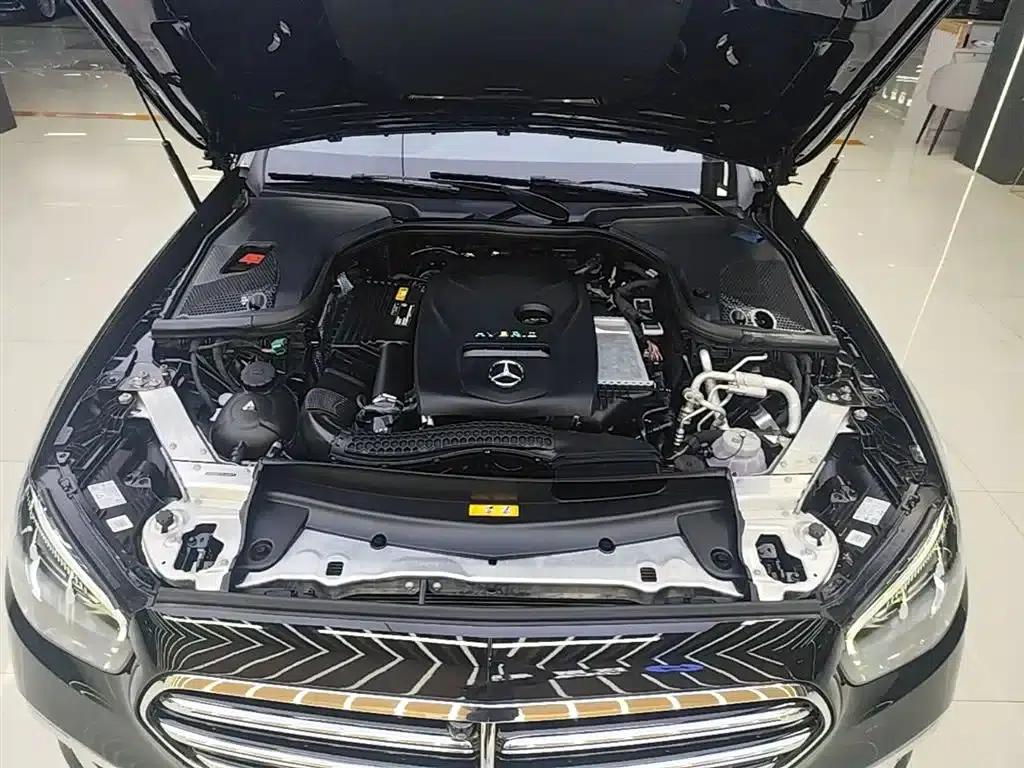 Mercedes-Benz E-Class PHEV 2022 Facelift E 350 e L Plug-in Hybrid Sedan — миниатюра 20