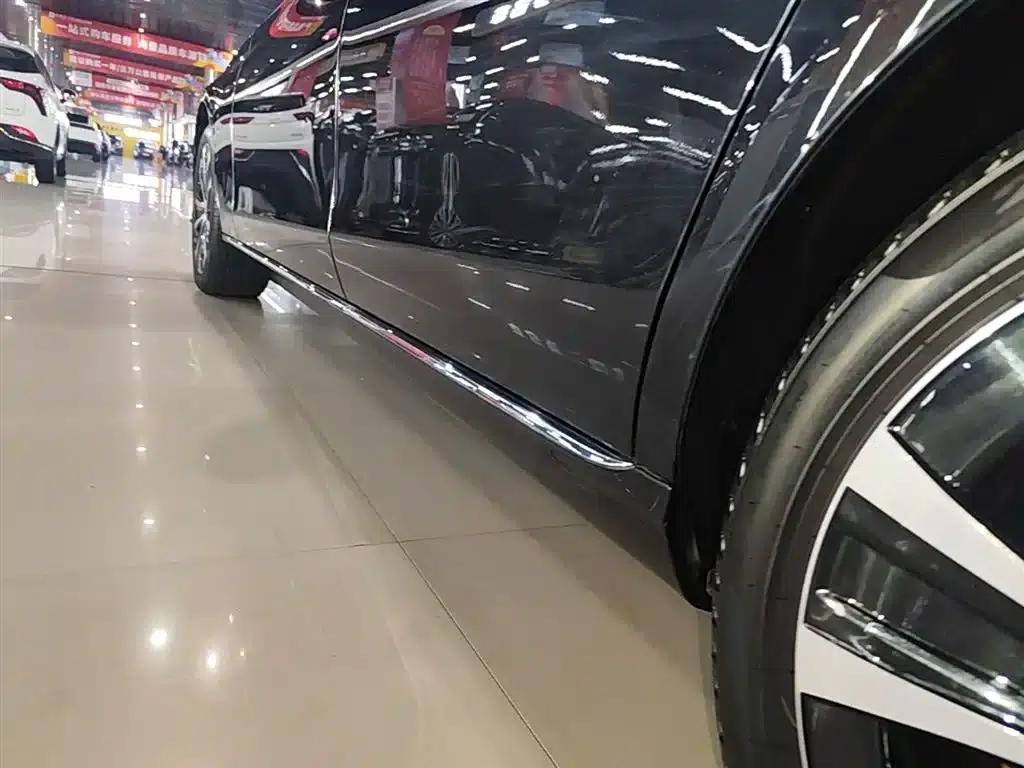 Mercedes-Benz E-Class PHEV 2022 Facelift E 350 e L Plug-in Hybrid Sedan — миниатюра 22