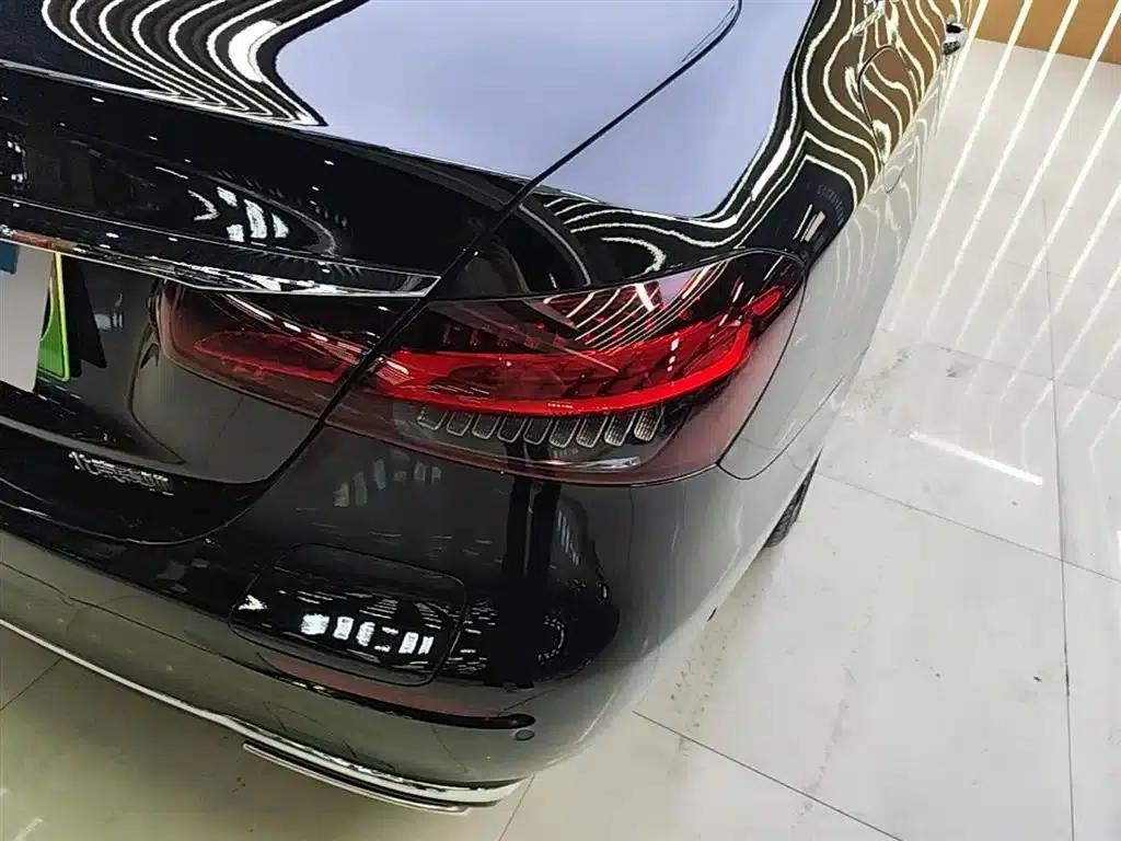 Mercedes-Benz E-Class PHEV 2022 Facelift E 350 e L Plug-in Hybrid Sedan — миниатюра 8