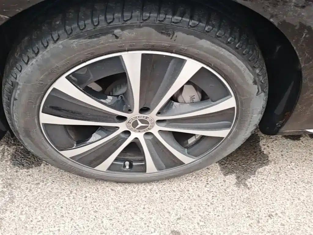 Mercedes-Benz E-Class PHEV 2023 E 350 e L Plug-in Hybrid Sedan — миниатюра 23
