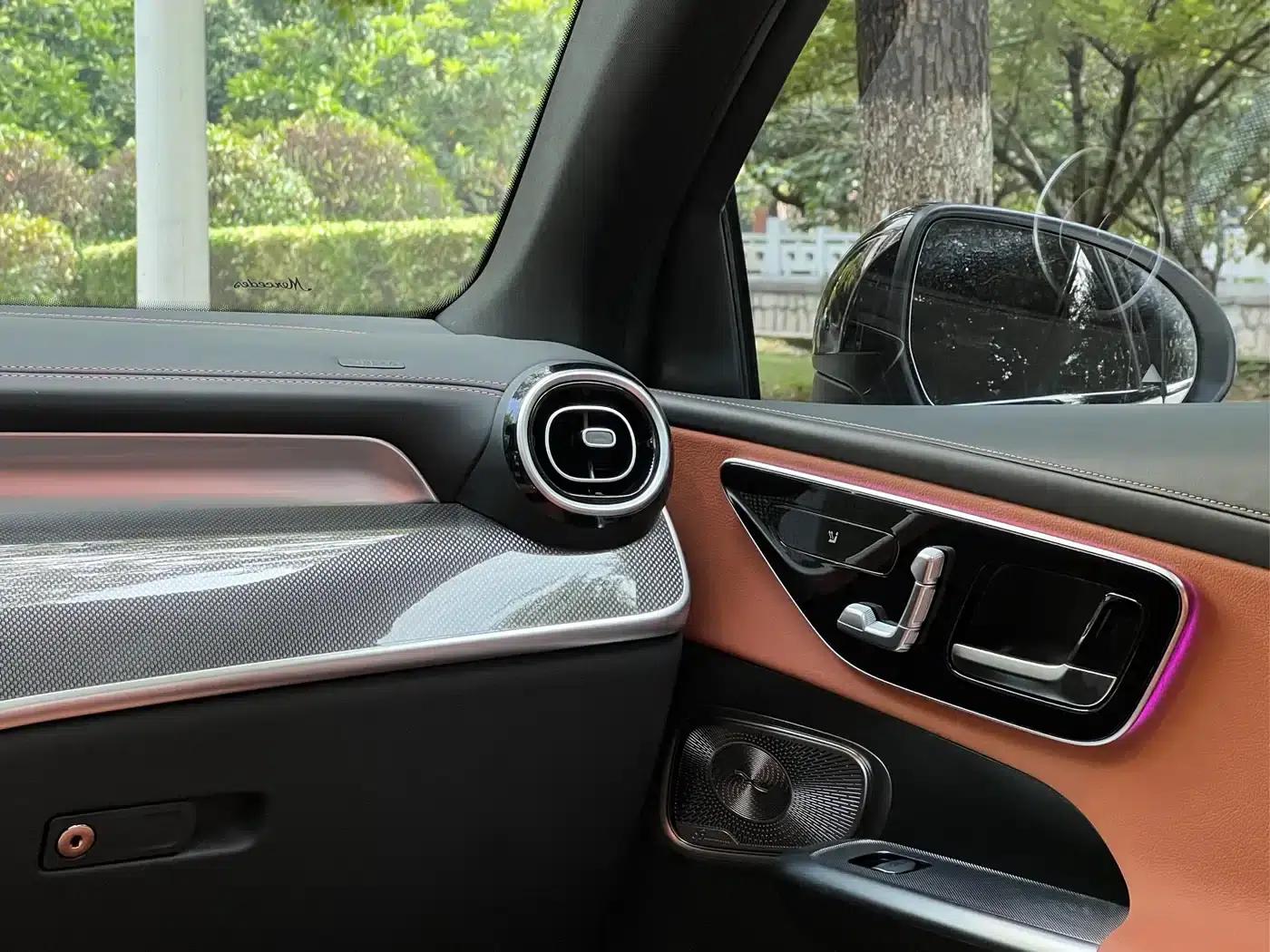2024 Mercedes-Benz GLC Coupe, GLC 260 4MATIC Coupe SUV — миниатюра 18