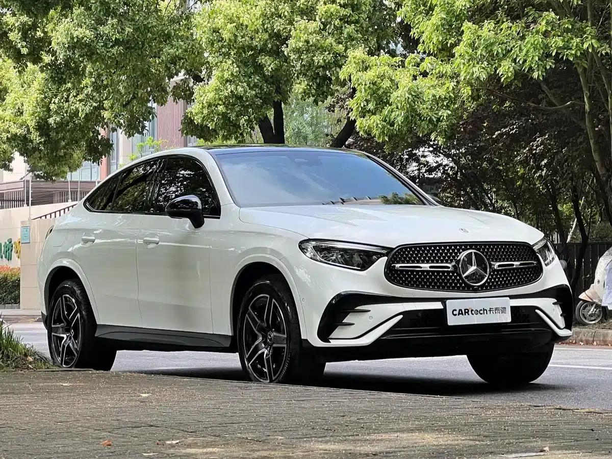 2024 Mercedes-Benz GLC Coupe, GLC 260 4MATIC Coupe SUV — миниатюра 3