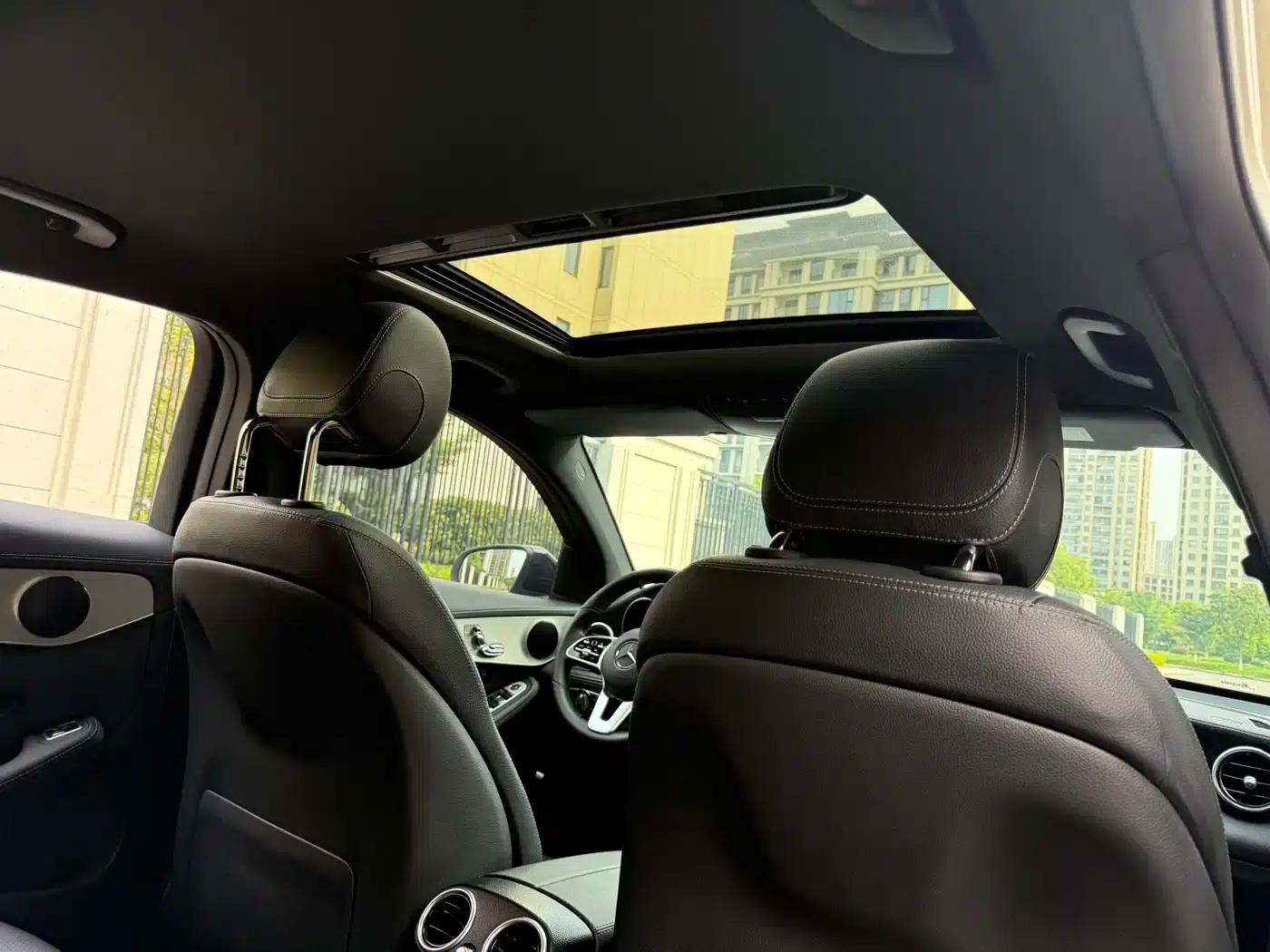 Mercedes-Benz GLC Coupe 2020 GLC 260 4MATIC Coupe SUV — миниатюра 15