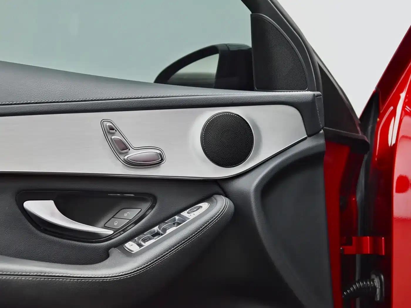 Mercedes-Benz GLC Coupe 2019 GLC 200 4MATIC Coupe SUV — миниатюра 19