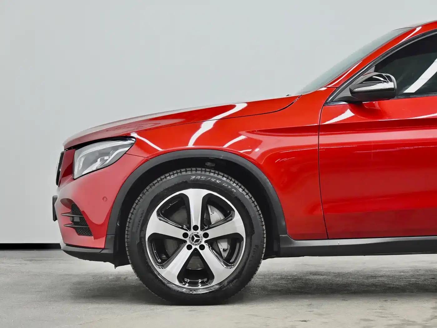 Mercedes-Benz GLC Coupe 2019 GLC 200 4MATIC Coupe SUV — миниатюра 23