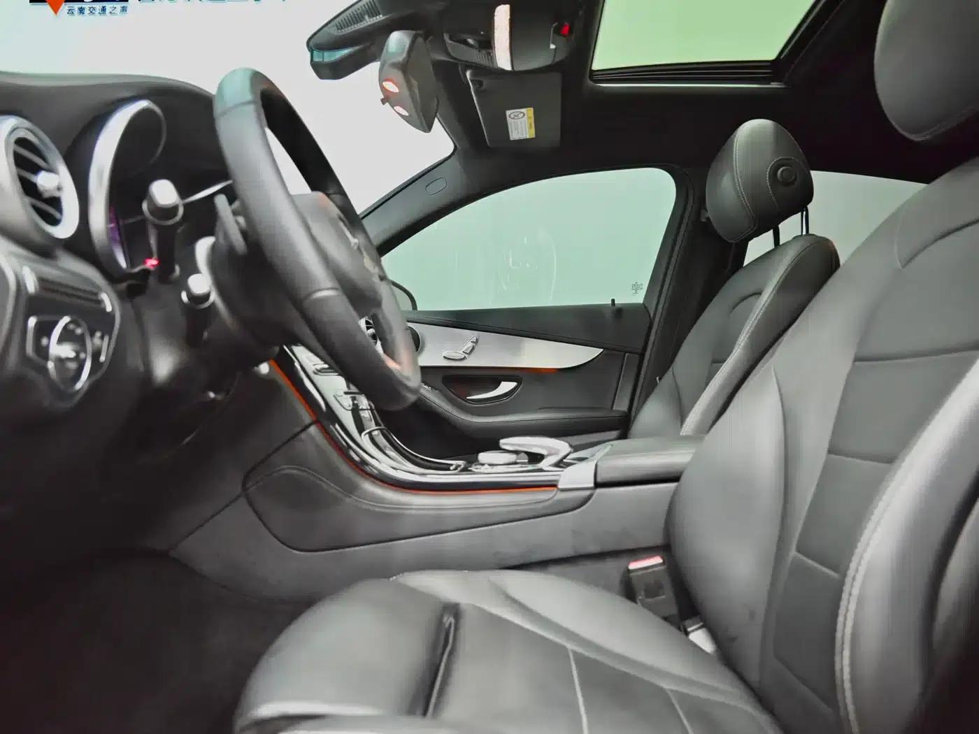 Mercedes-Benz GLC Coupe 2019 GLC 200 4MATIC Coupe SUV — миниатюра 7