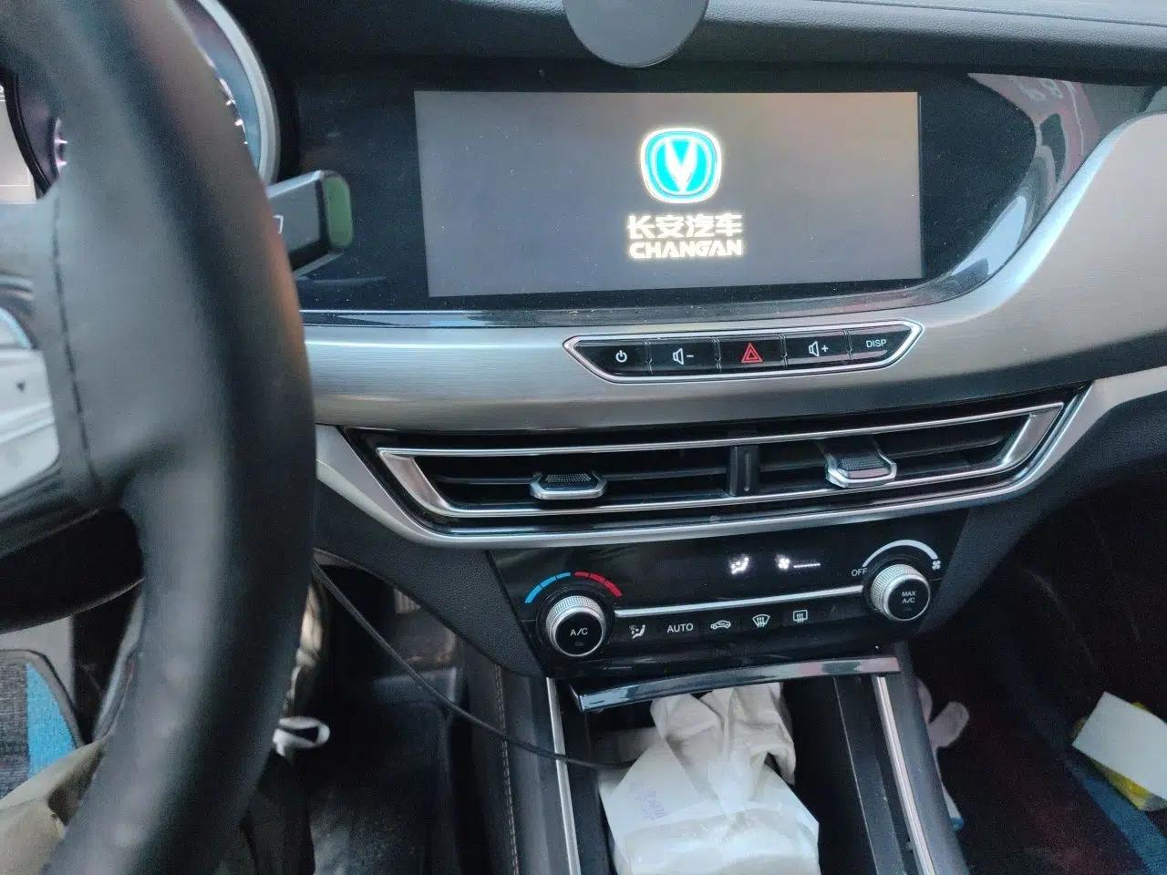CHANGAN Eado New Energy 2019 EV460 Smart Edition — миниатюра 14
