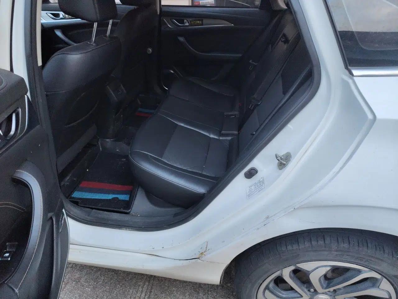 CHANGAN Eado New Energy 2019 EV460 Smart Edition — миниатюра 18