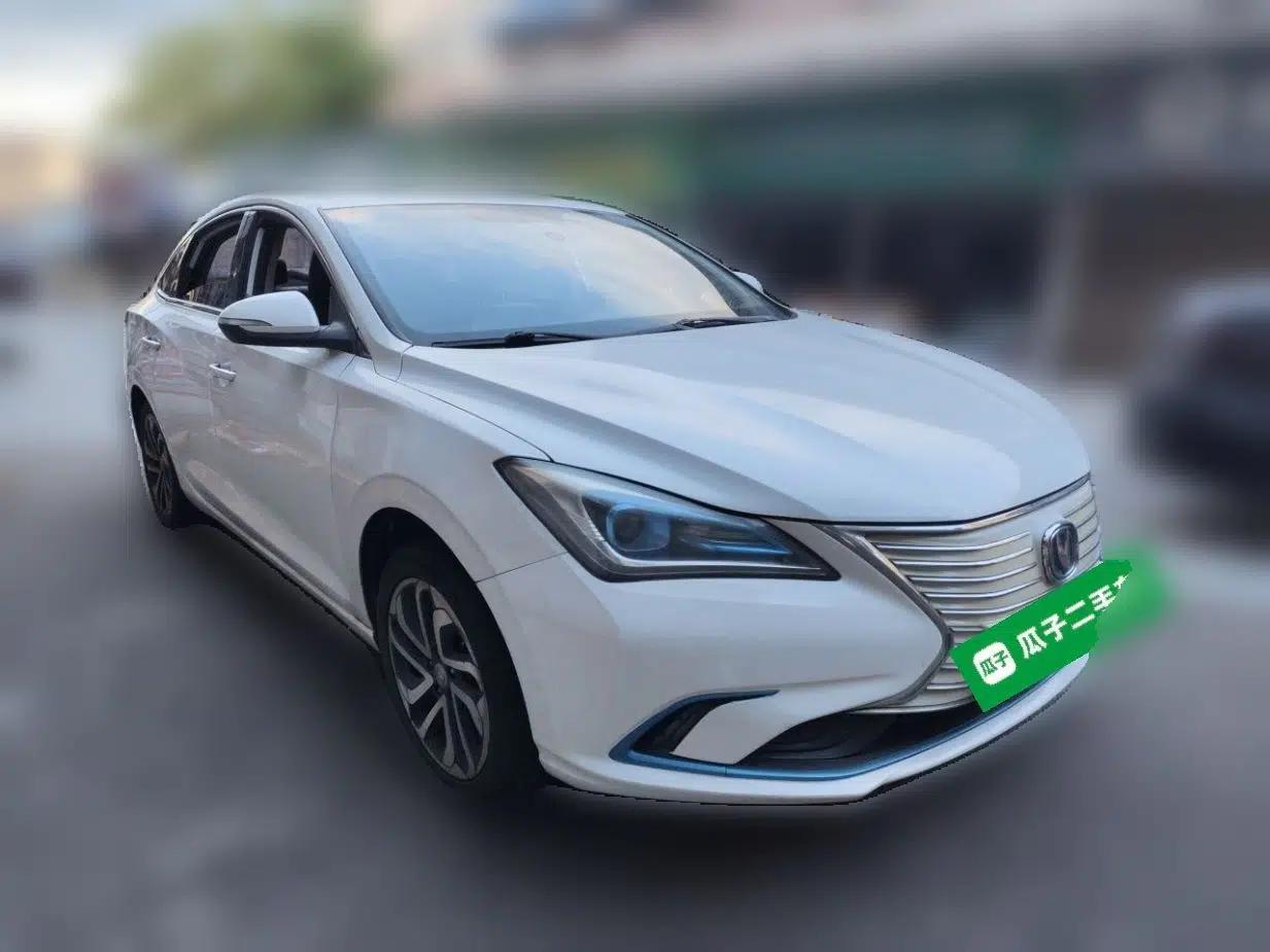 CHANGAN Eado New Energy 2019 EV460 Smart Edition — миниатюра 3
