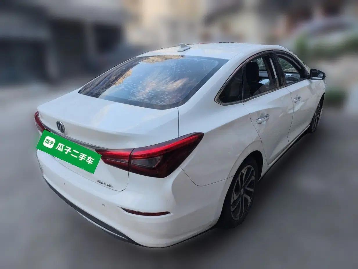 CHANGAN Eado New Energy 2019 EV460 Smart Edition — миниатюра 6