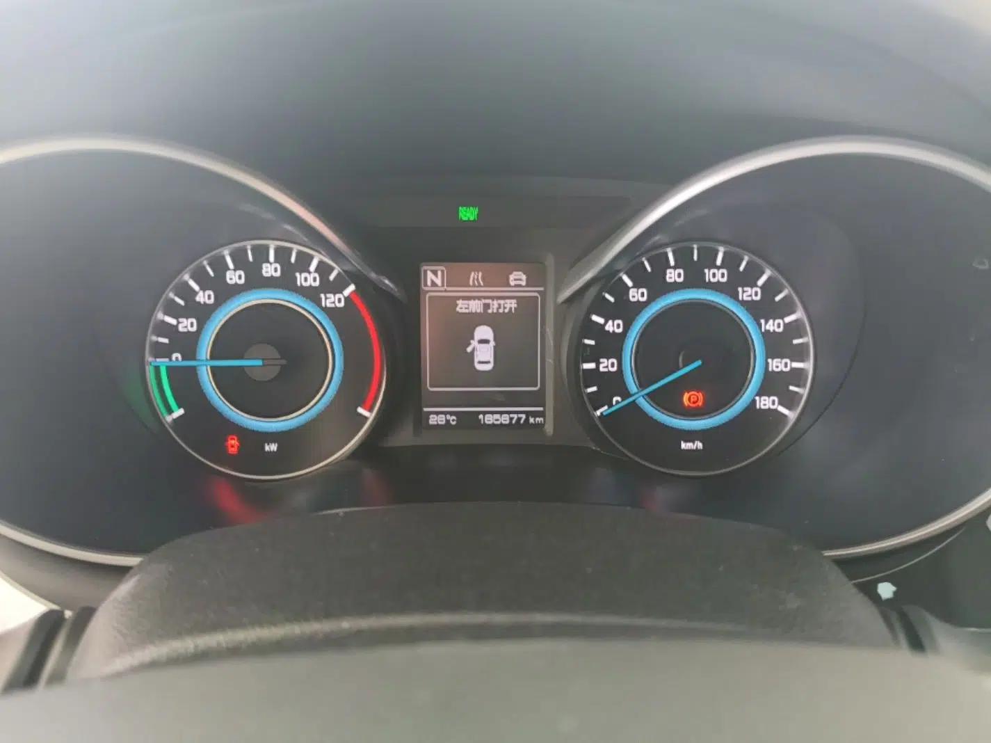 CHANGAN Eado New Energy 2022 EV460 Smart Ride-Hailing Edition – Lithium Iron Phosphate — миниатюра 15