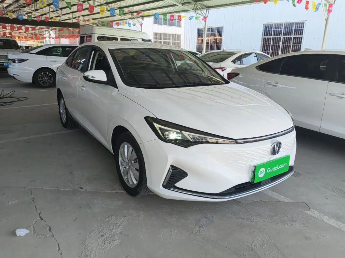 CHANGAN Eado New Energy 2022 EV460 Smart Ride-Hailing Edition – Lithium Iron Phosphate — миниатюра 3