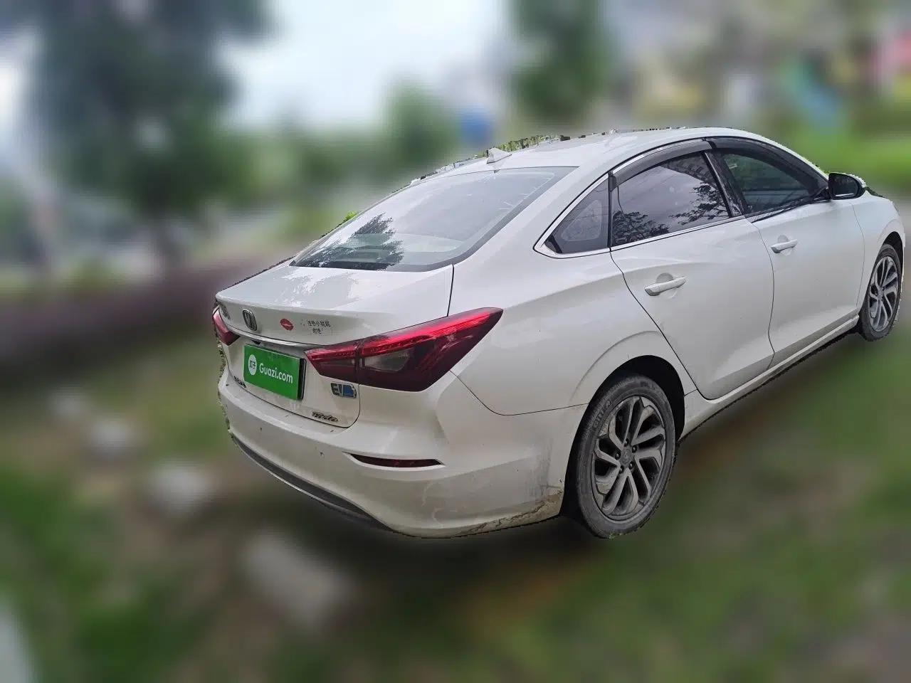 CHANGAN Eado New Energy 2019 EV460 Smart Edition — миниатюра 5