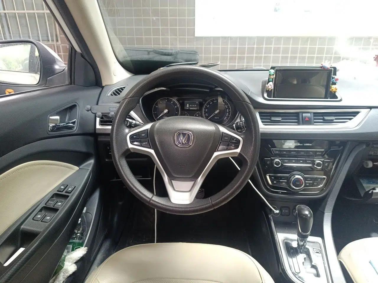 CHANGAN Alsvin V7 2015 1.6L Automatic Enjoyment Model China IV Standard — миниатюра 11