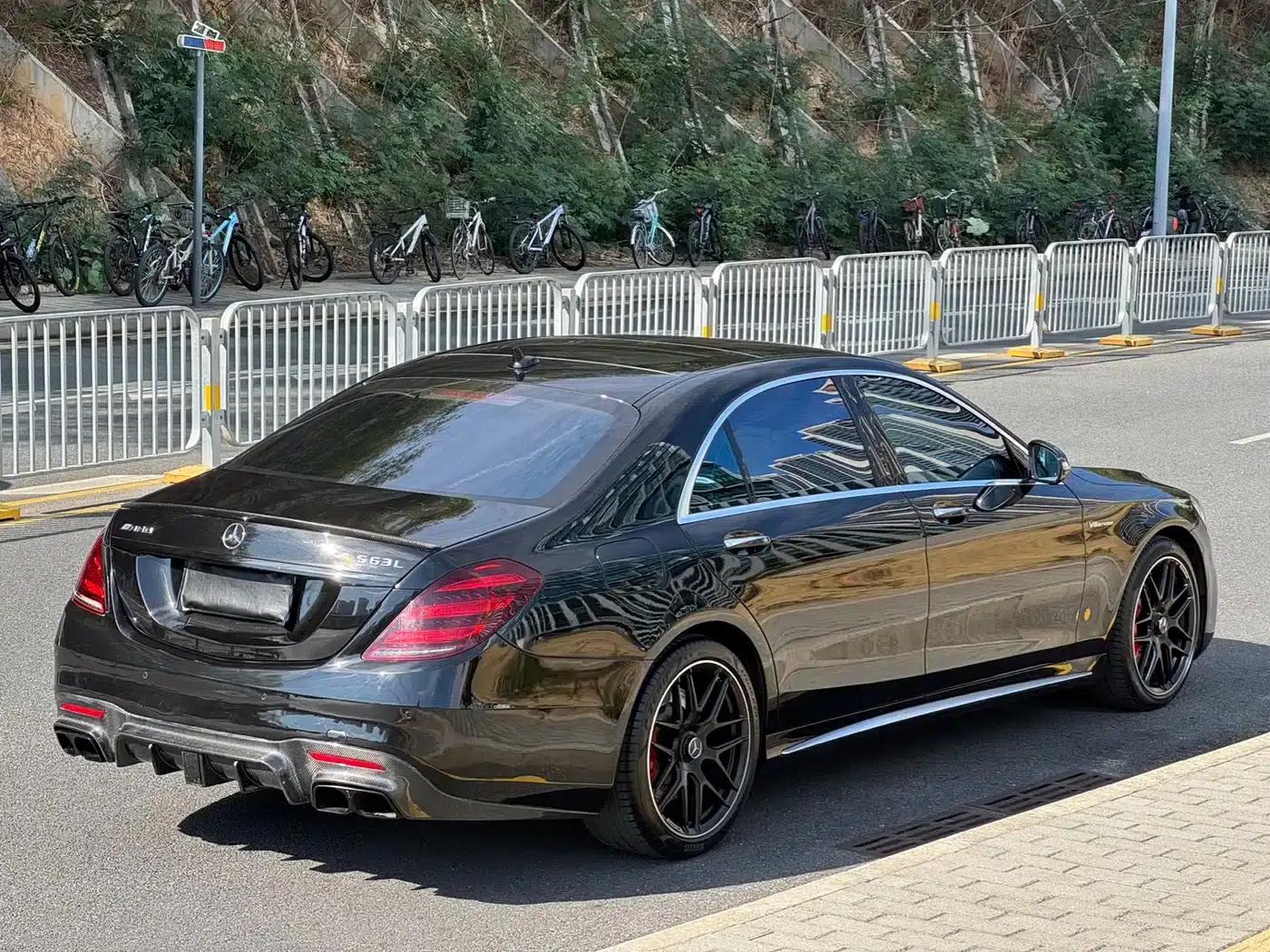 2014 Mercedes-Benz S-Class AMG S 63 L 4MATIC — миниатюра 22