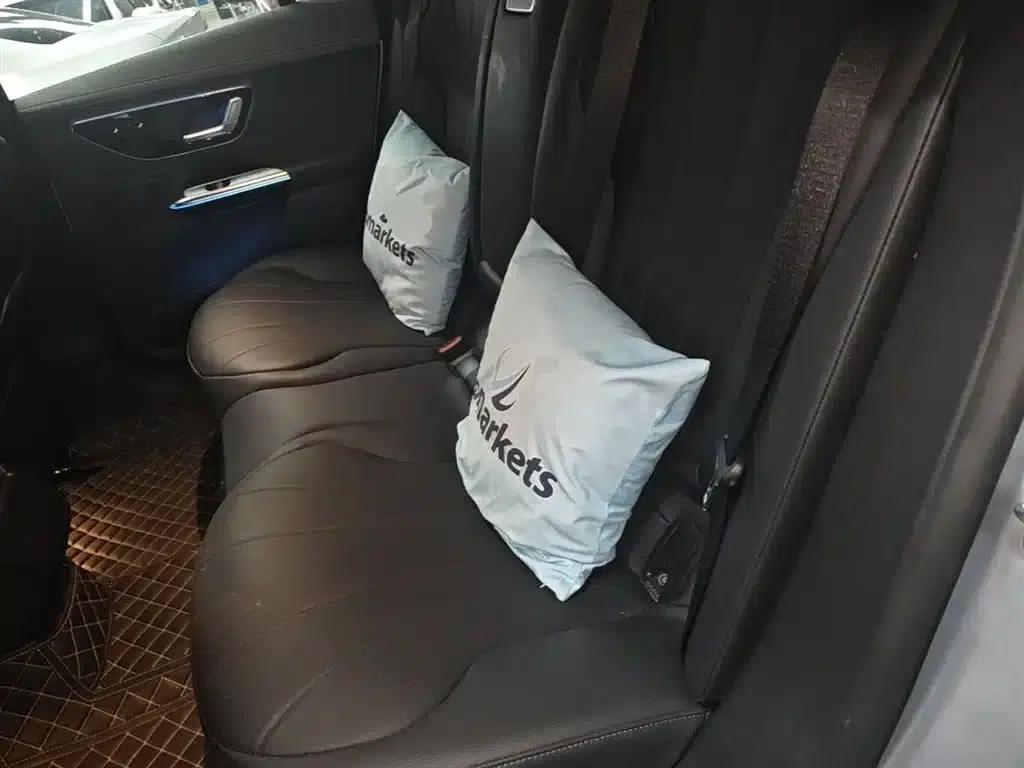 Mercedes-Benz EQE 2022 350 Pioneer Edition — миниатюра 17