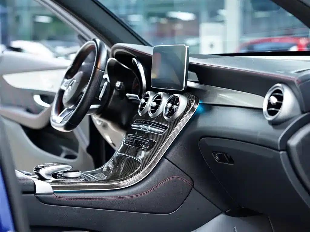2017 Mercedes-Benz GLC AMG 43 4MATIC — миниатюра 38