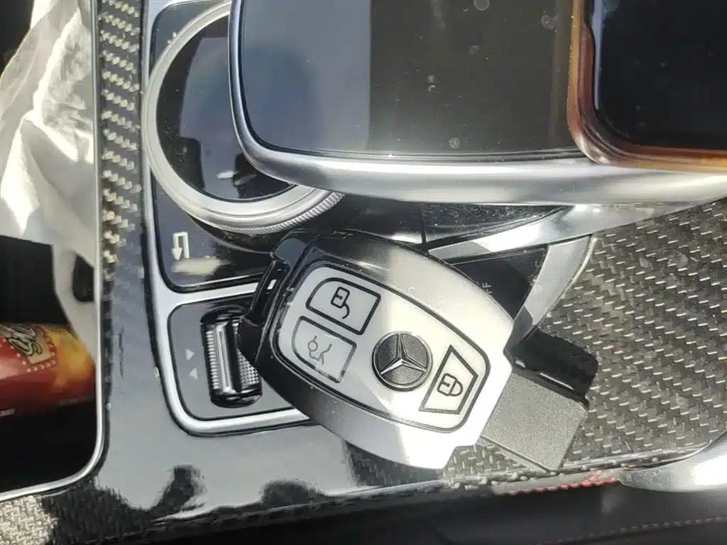 2017 Mercedes-Benz GLC AMG 43 4MATIC — миниатюра 9