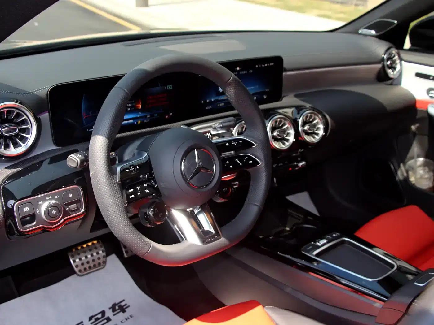 2024 Mercedes-Benz CLA AMG Facelift: CLA 35 4MATIC — миниатюра 15