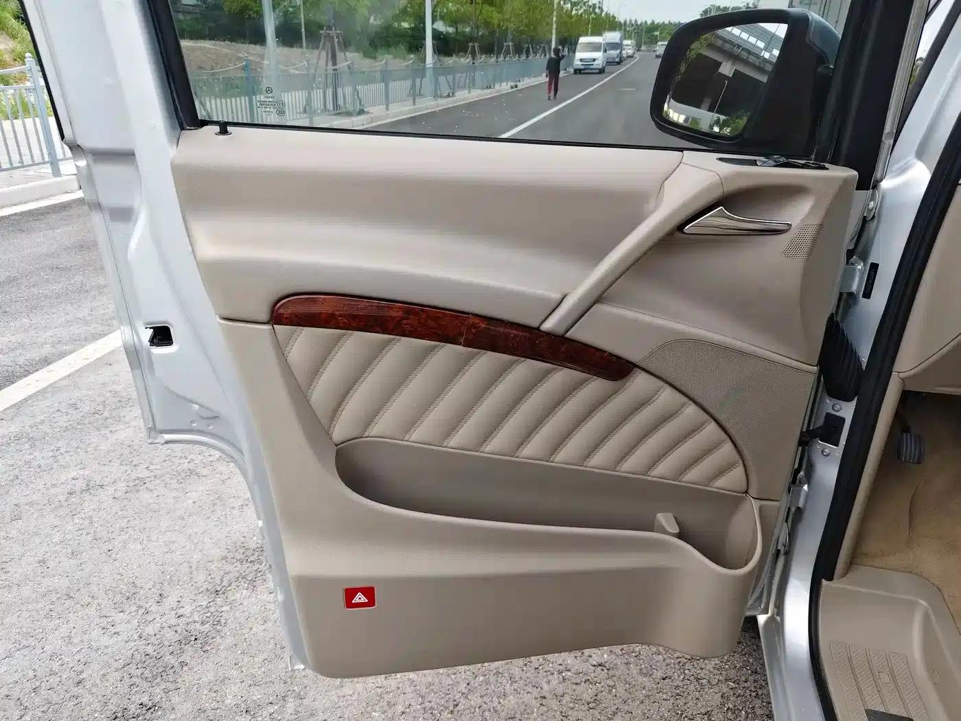 Viano 2013 3.0L Comfort Edition — миниатюра 13