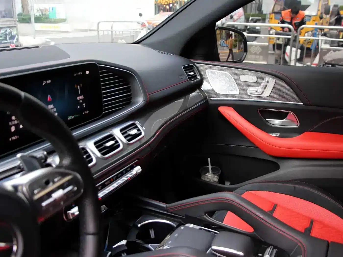 Mercedes-Benz GLE Coupe AMG 2020 Model AMG GLE 53 4MATIC+ Coupe SUV — миниатюра 3