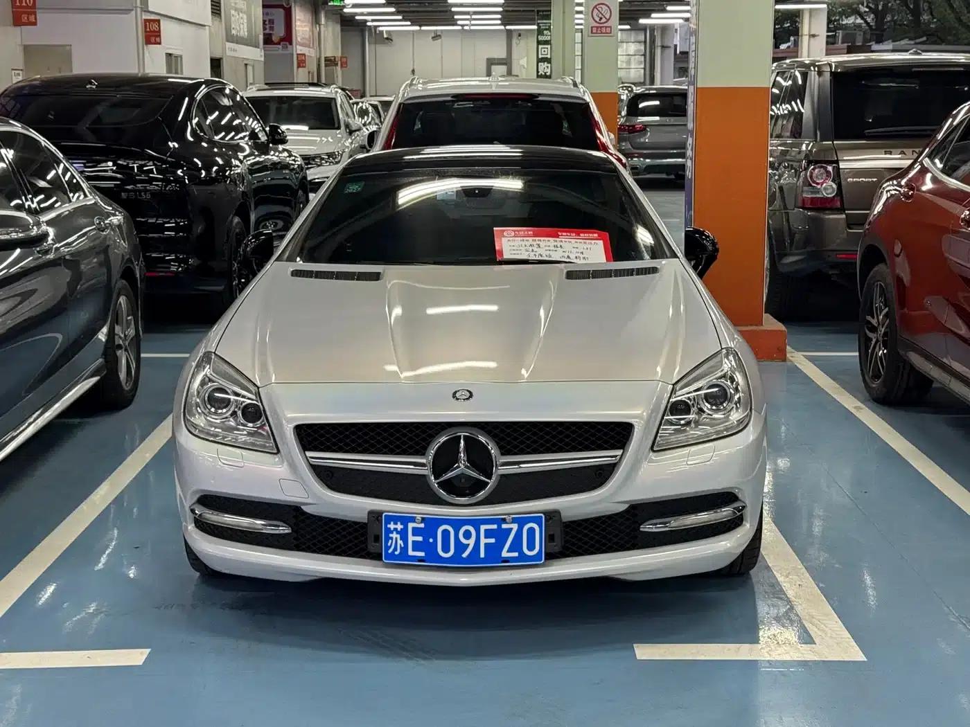Mercedes-Benz SLK-Class 2011 SLK 200 Fashion Edition — миниатюра 1