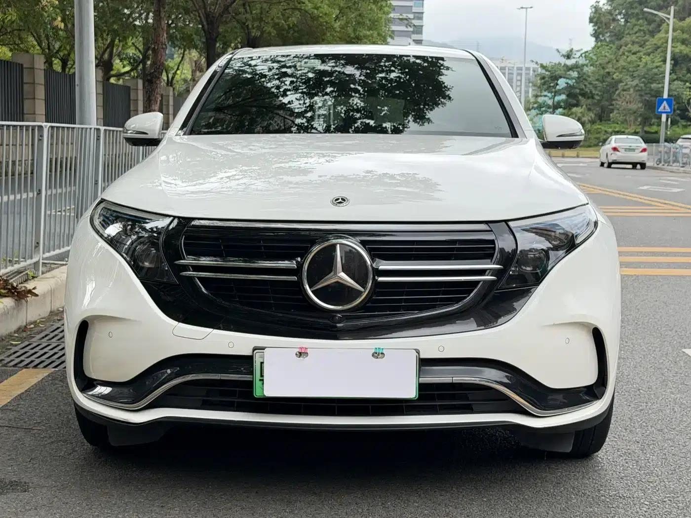 Mercedes-Benz EQC 2020 Model EQC 400 4MATIC — миниатюра 2