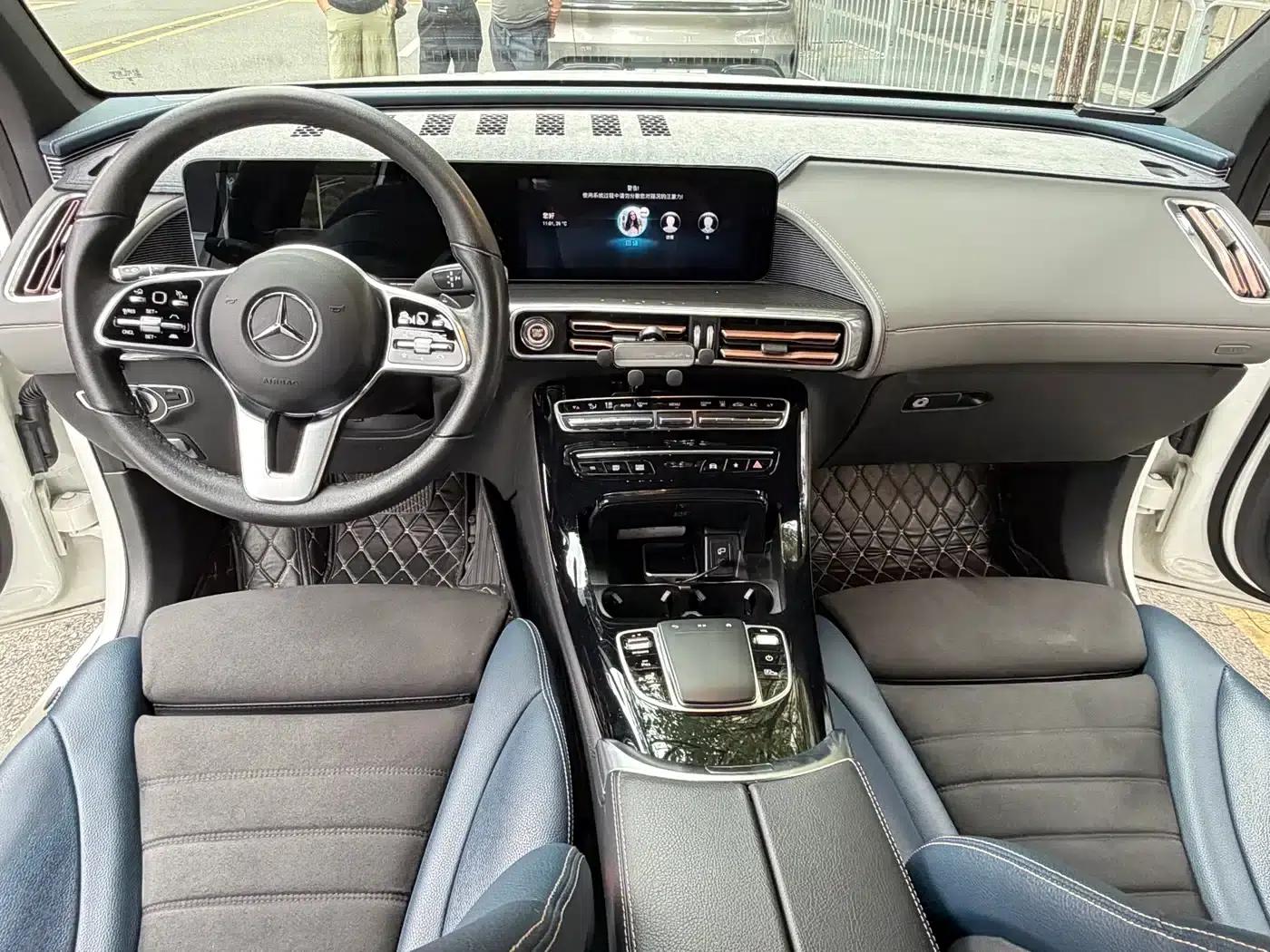 Mercedes-Benz EQC 2020 Model EQC 400 4MATIC — миниатюра 6