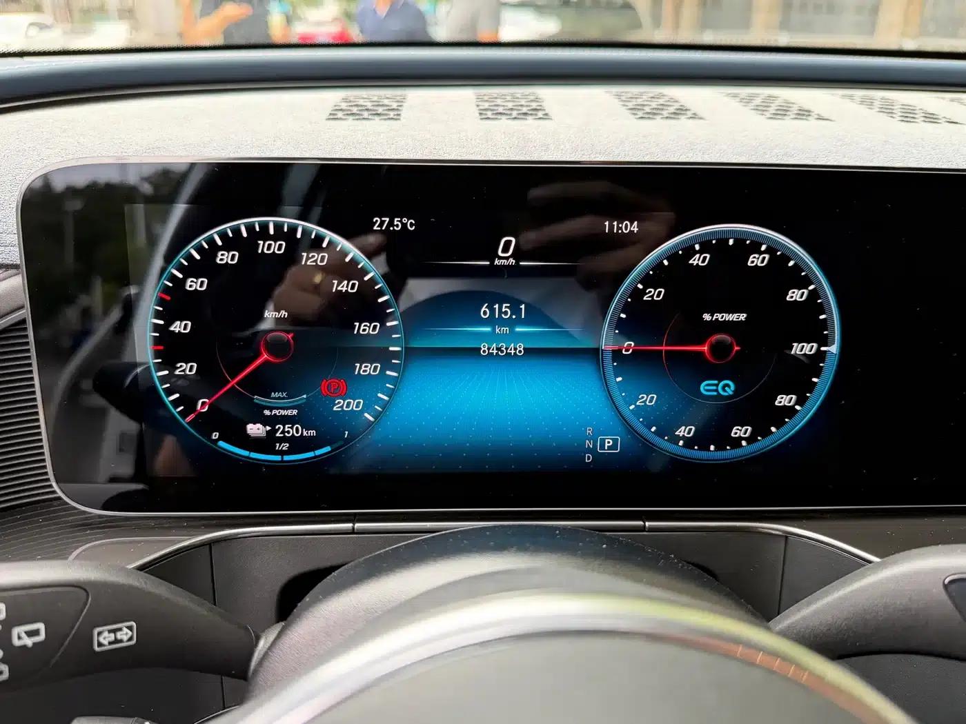 Mercedes-Benz EQC 2020 Model EQC 400 4MATIC — миниатюра 10