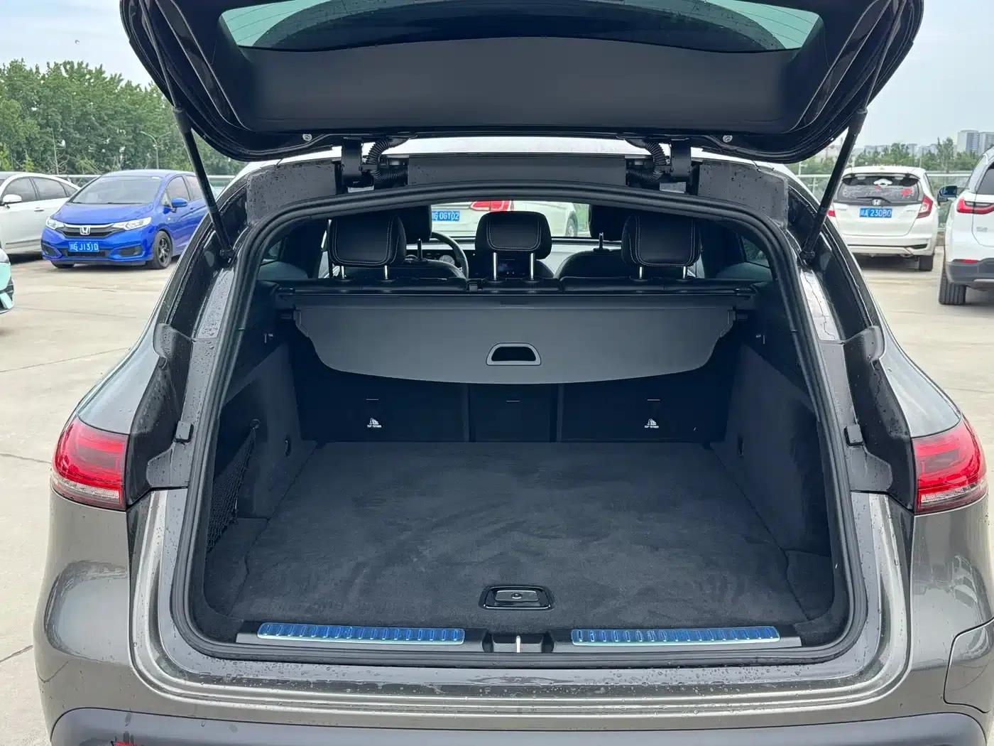 Mercedes-Benz EQC 2021 Model EQC 350 4MATIC — миниатюра 11