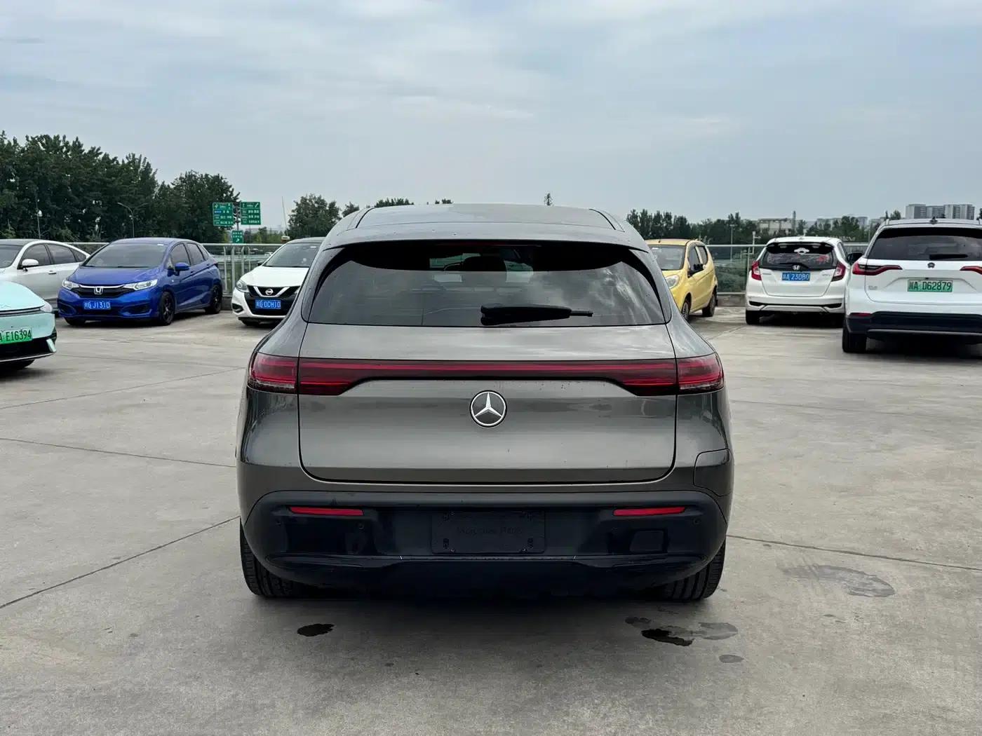 Mercedes-Benz EQC 2021 Model EQC 350 4MATIC — миниатюра 6