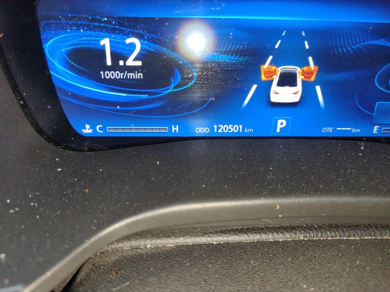 CHANGAN Raeton CC 2018 1.5T Automatic Elegant Starry Edition China V Standard — миниатюра 13