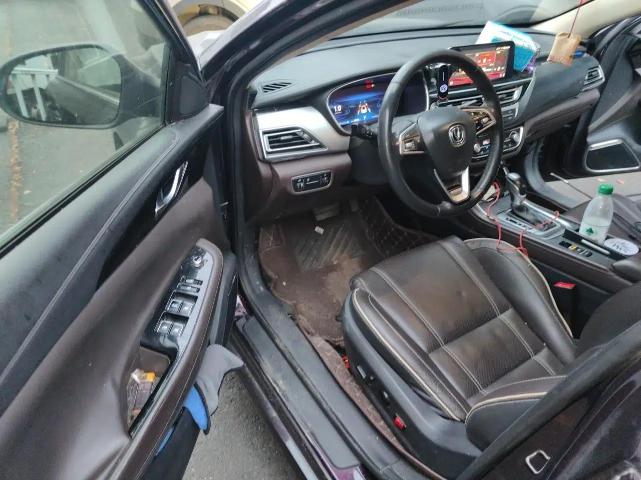 CHANGAN Raeton CC 2018 1.5T Automatic Elegant Starry Edition China V Standard — миниатюра 17