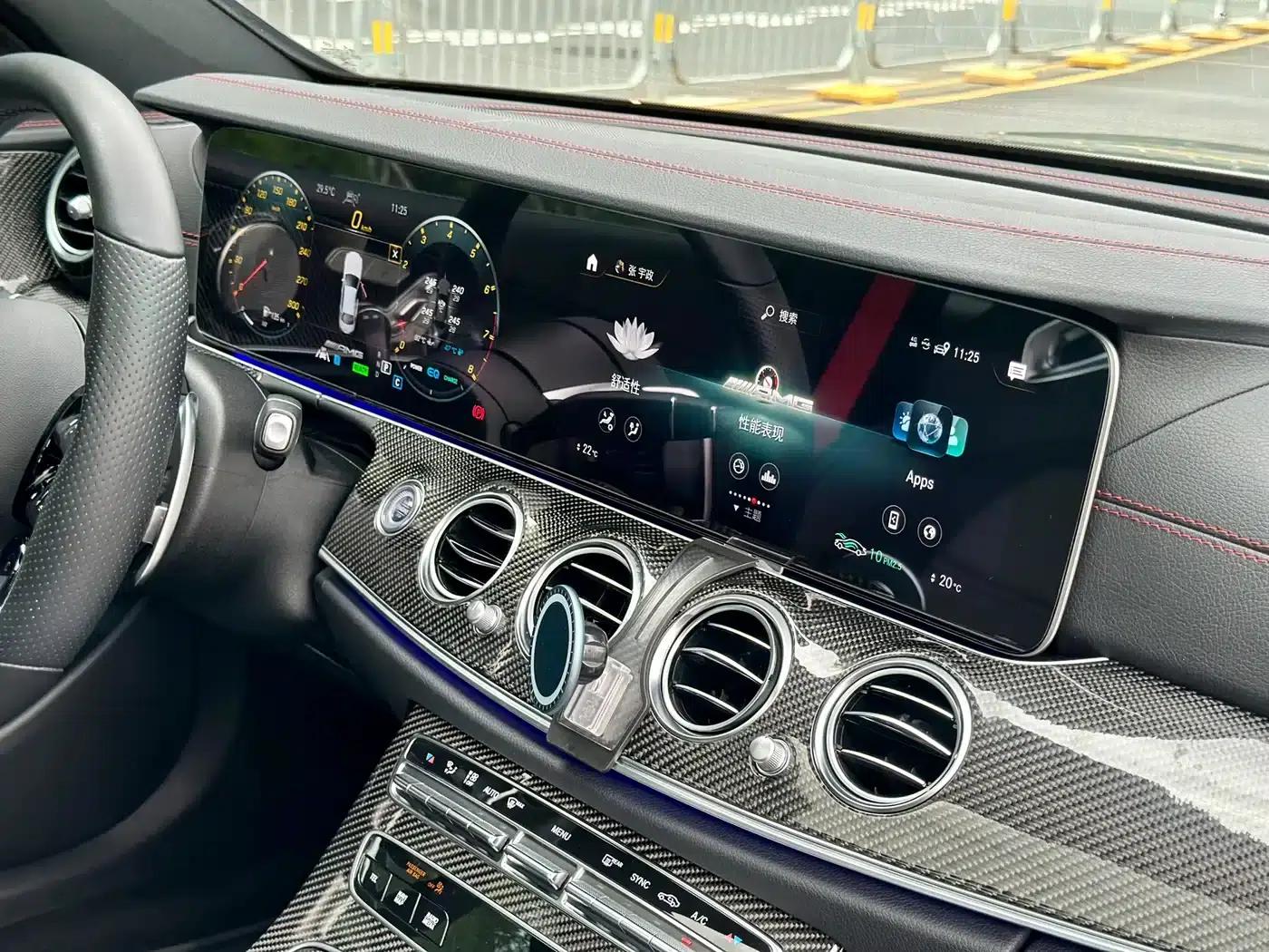 2022 Mercedes-Benz E-Class AMG 53 4MATIC+ — миниатюра 19