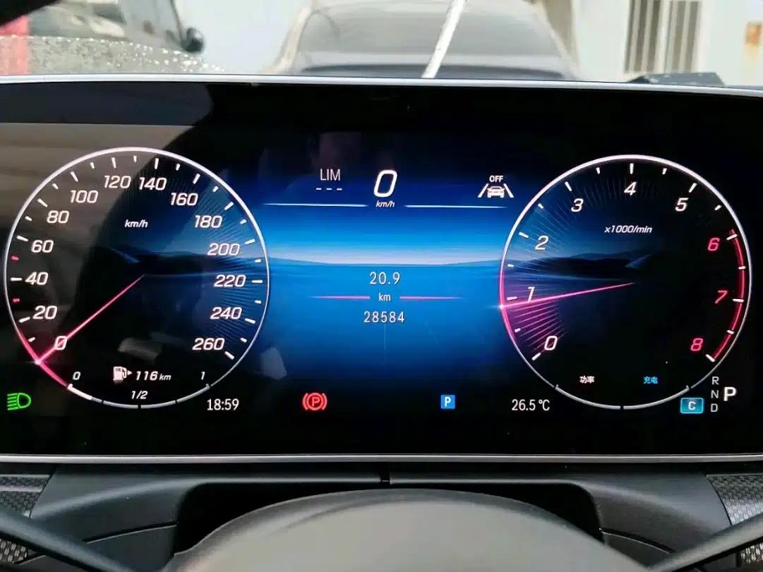 2024 Mercedes-Benz CLE 300 4MATIC Convertible — миниатюра 3