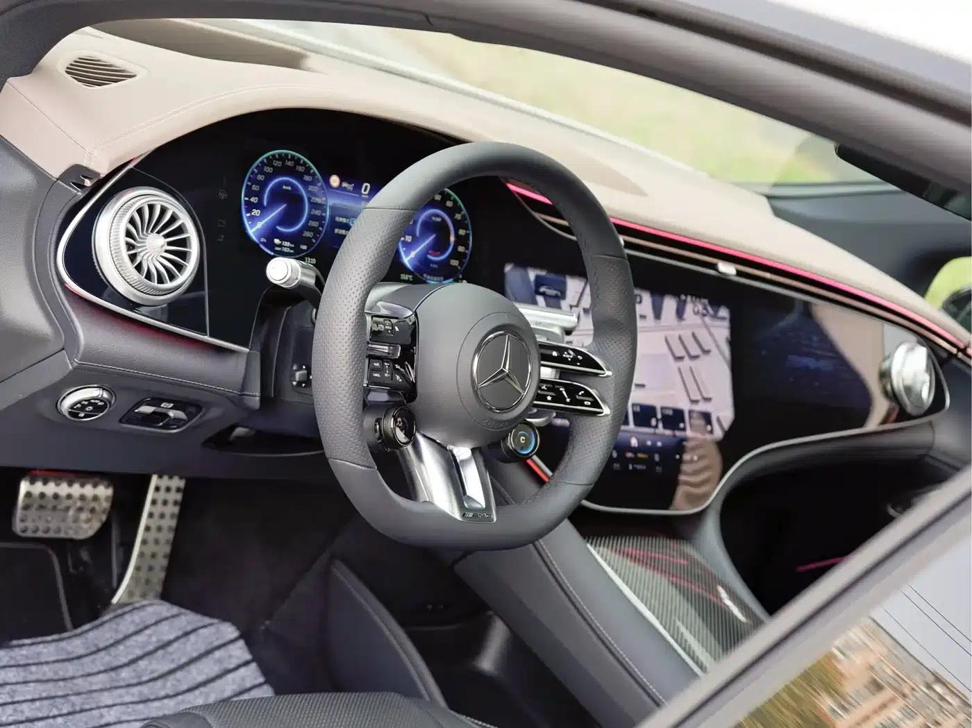 2022 Mercedes-Benz EQS AMG 53 4MATIC+ — миниатюра 12