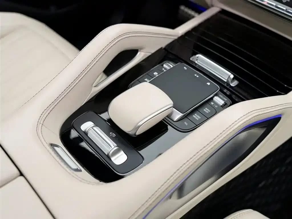 2024 Mercedes-Benz GLS AMG 63 4MATIC+ — миниатюра 17