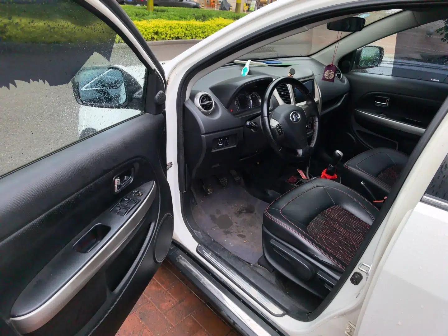 Great Wall M4 2012 1.5L Manual Luxury Version — миниатюра 17