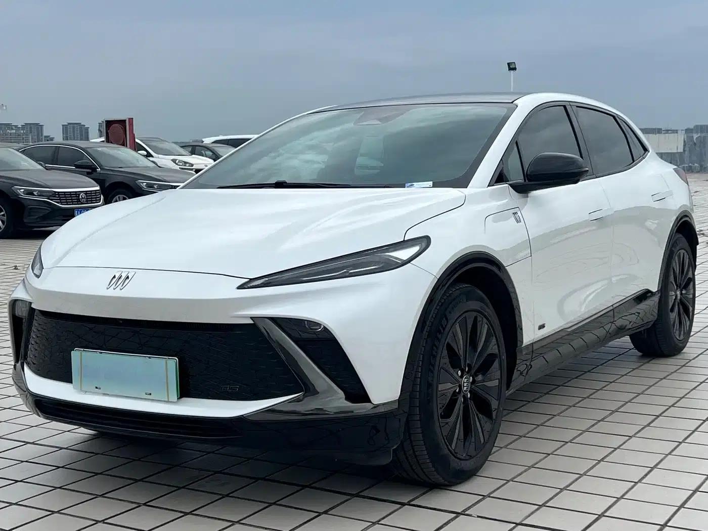 Buick E4 2023 GS Edition — миниатюра 1