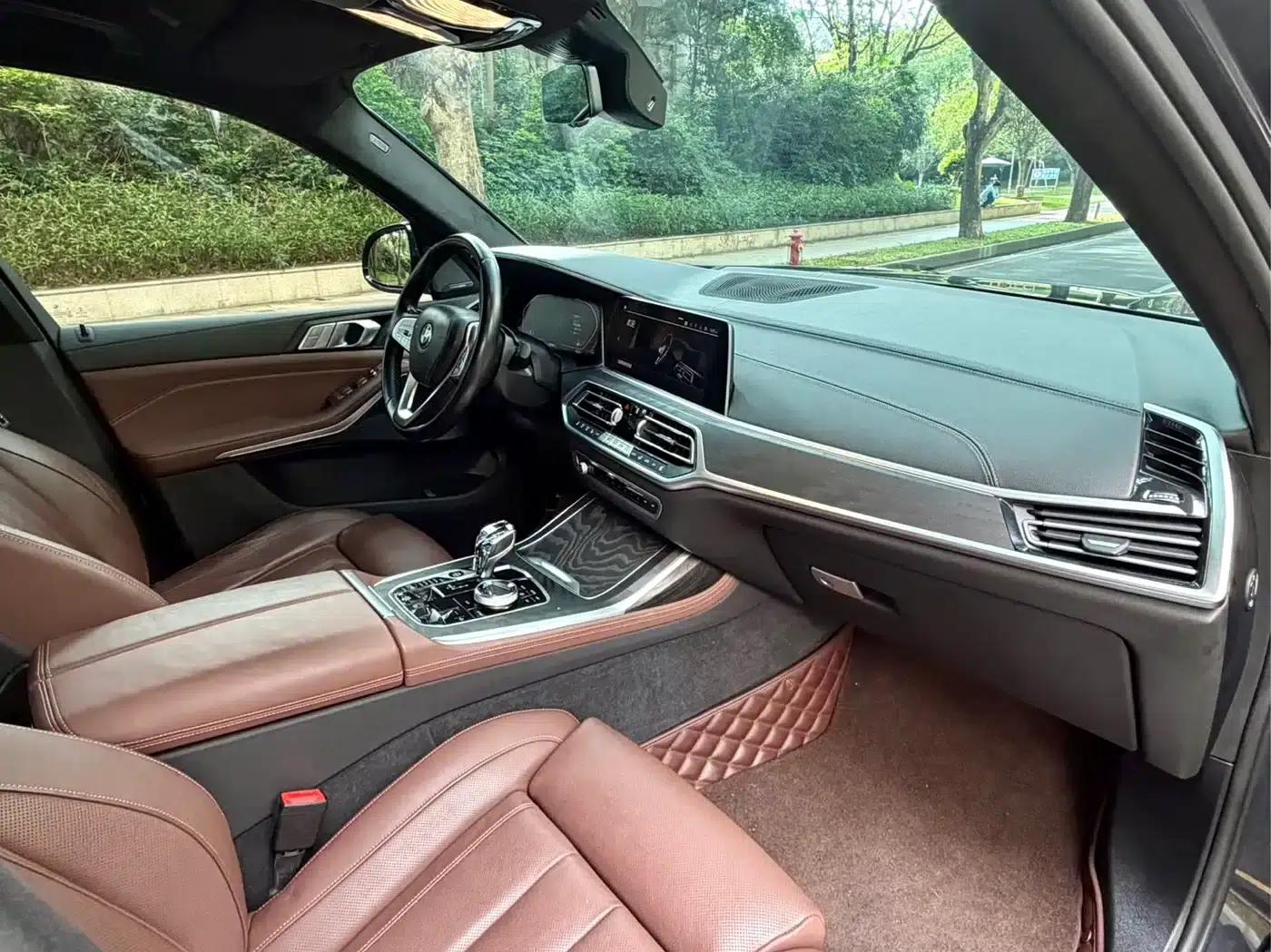 BMW X7 2019 xDrive40i Leading Luxury Package — миниатюра 5