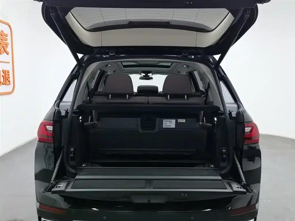 BMW X7 2022 xDrive40i Leading Luxury Package — миниатюра 16