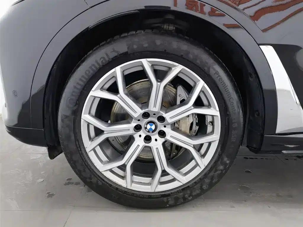 BMW X7 2022 xDrive40i Leading Luxury Package — миниатюра 17