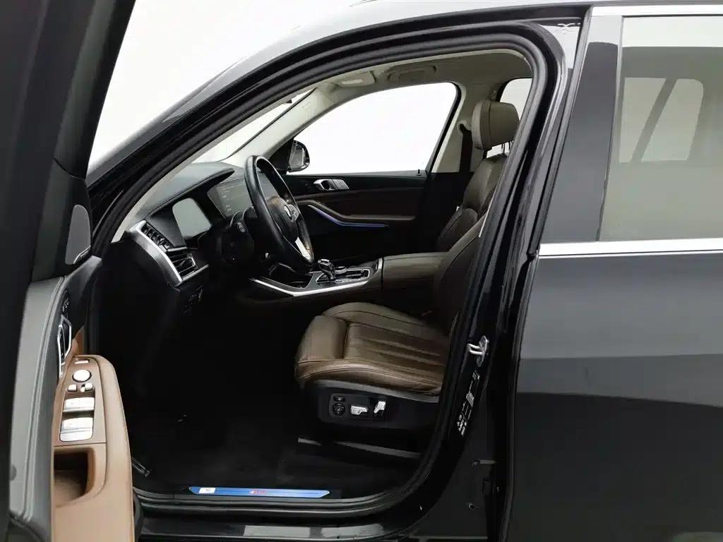 BMW X7 2022 xDrive40i Leading Luxury Package — миниатюра 10